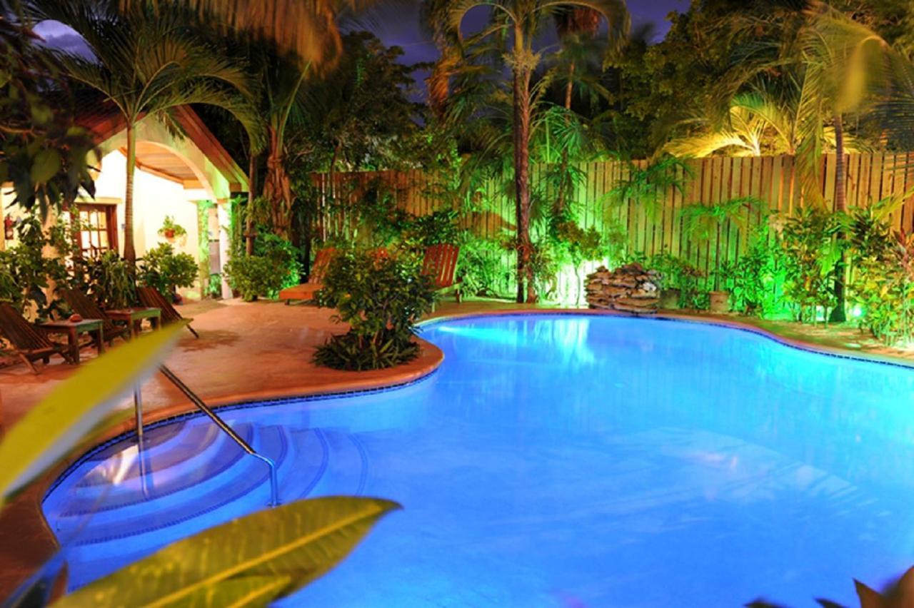 The Palms Oceanfront Suites San Pedro  Extérieur photo