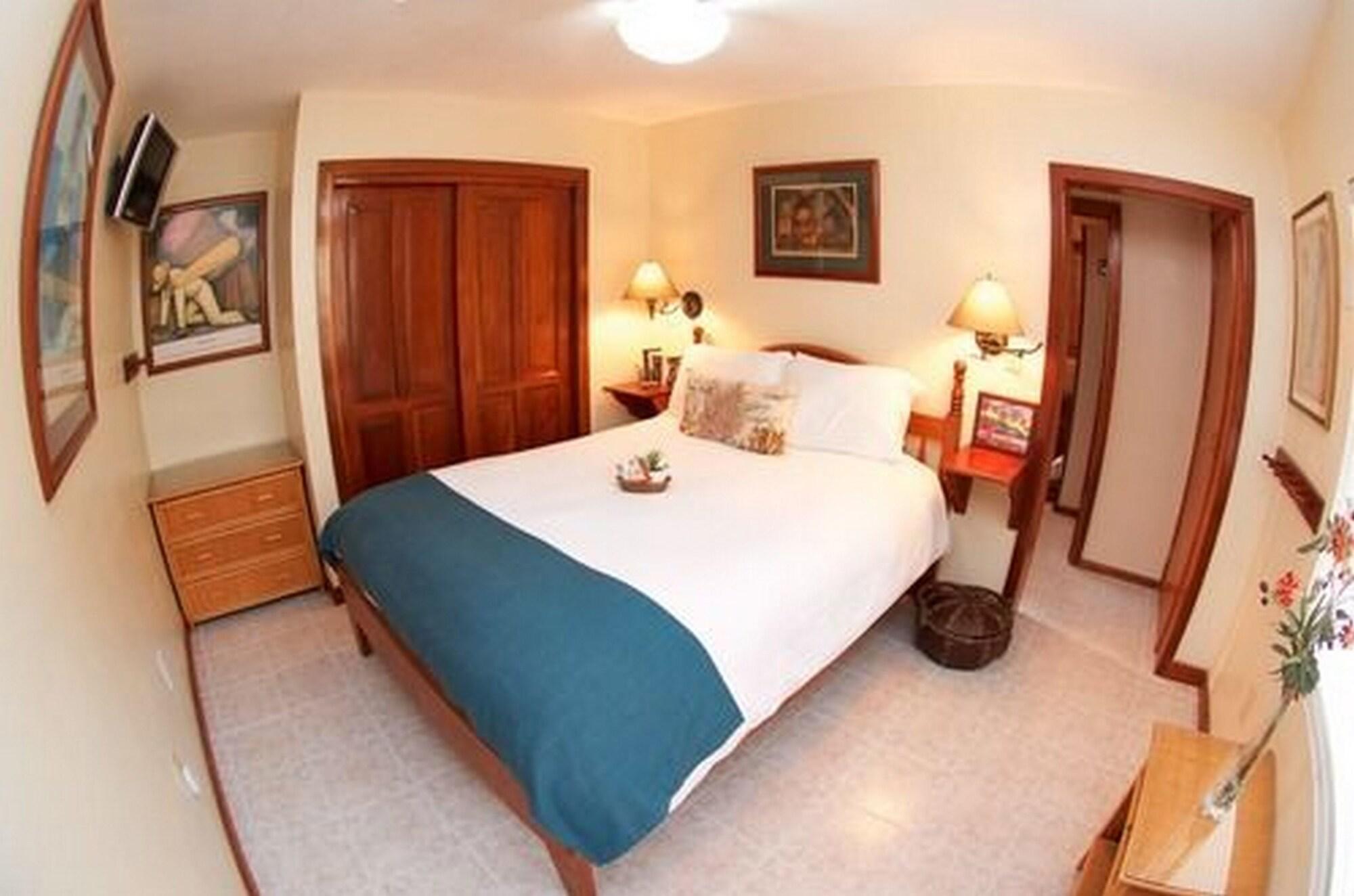 The Palms Oceanfront Suites San Pedro  Extérieur photo