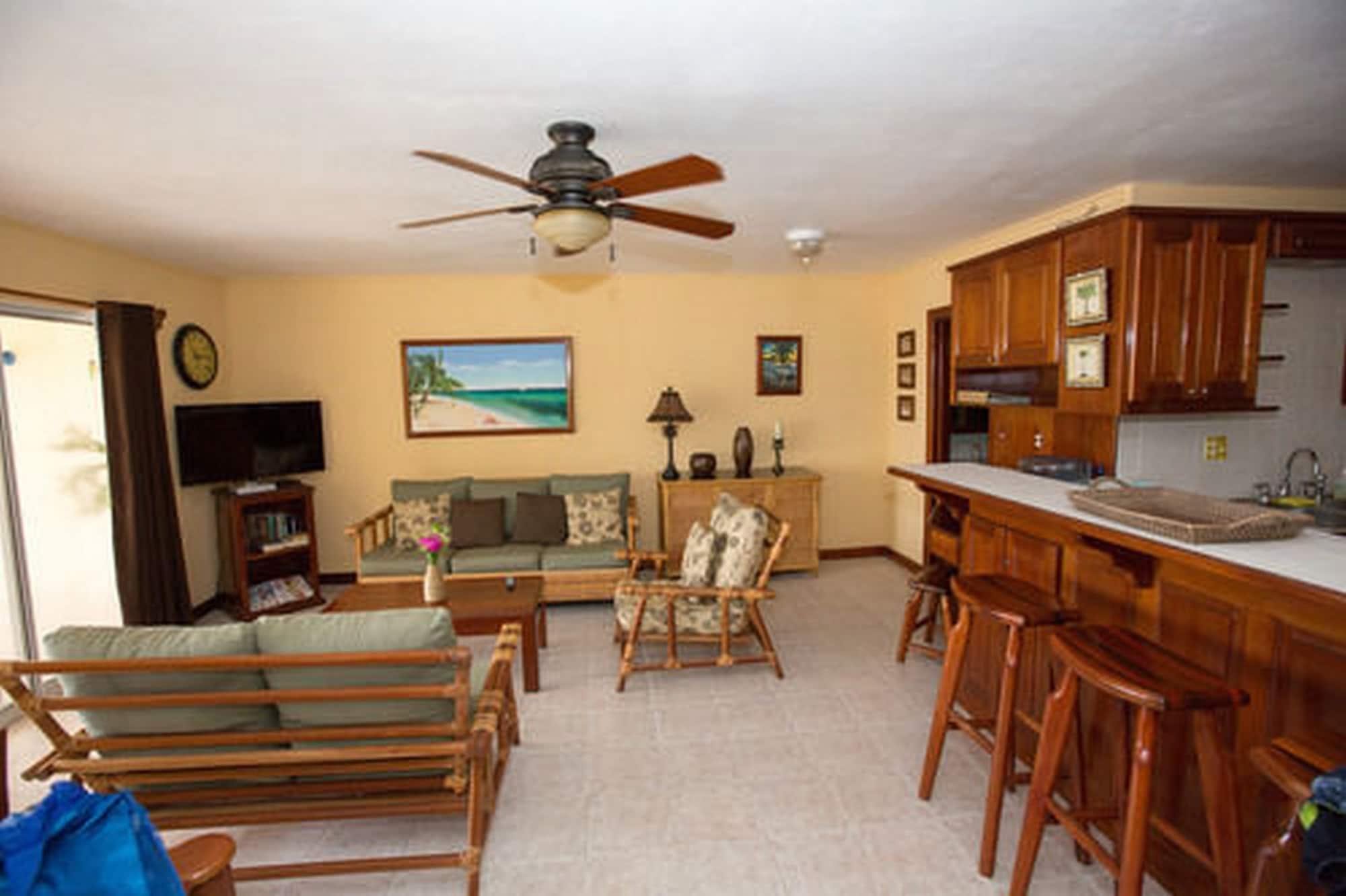 The Palms Oceanfront Suites San Pedro  Extérieur photo