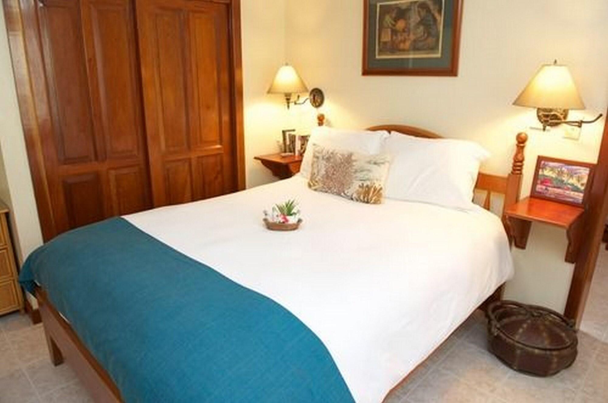 The Palms Oceanfront Suites San Pedro  Extérieur photo