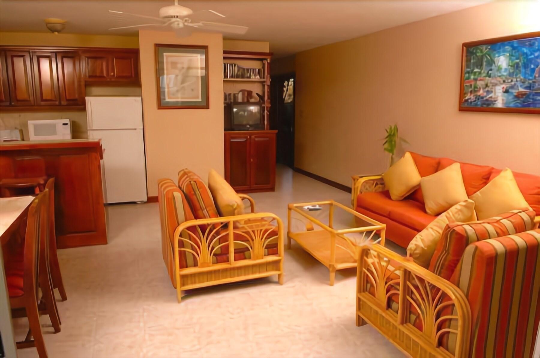 The Palms Oceanfront Suites San Pedro  Extérieur photo